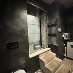 Elegant Steps From The Colosseum روما